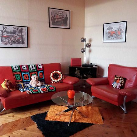 Apartmán Vintage ,La Capsule Temporelle Wifi Draps Parking Publique Gratuit Thiers Exteriér fotografie
