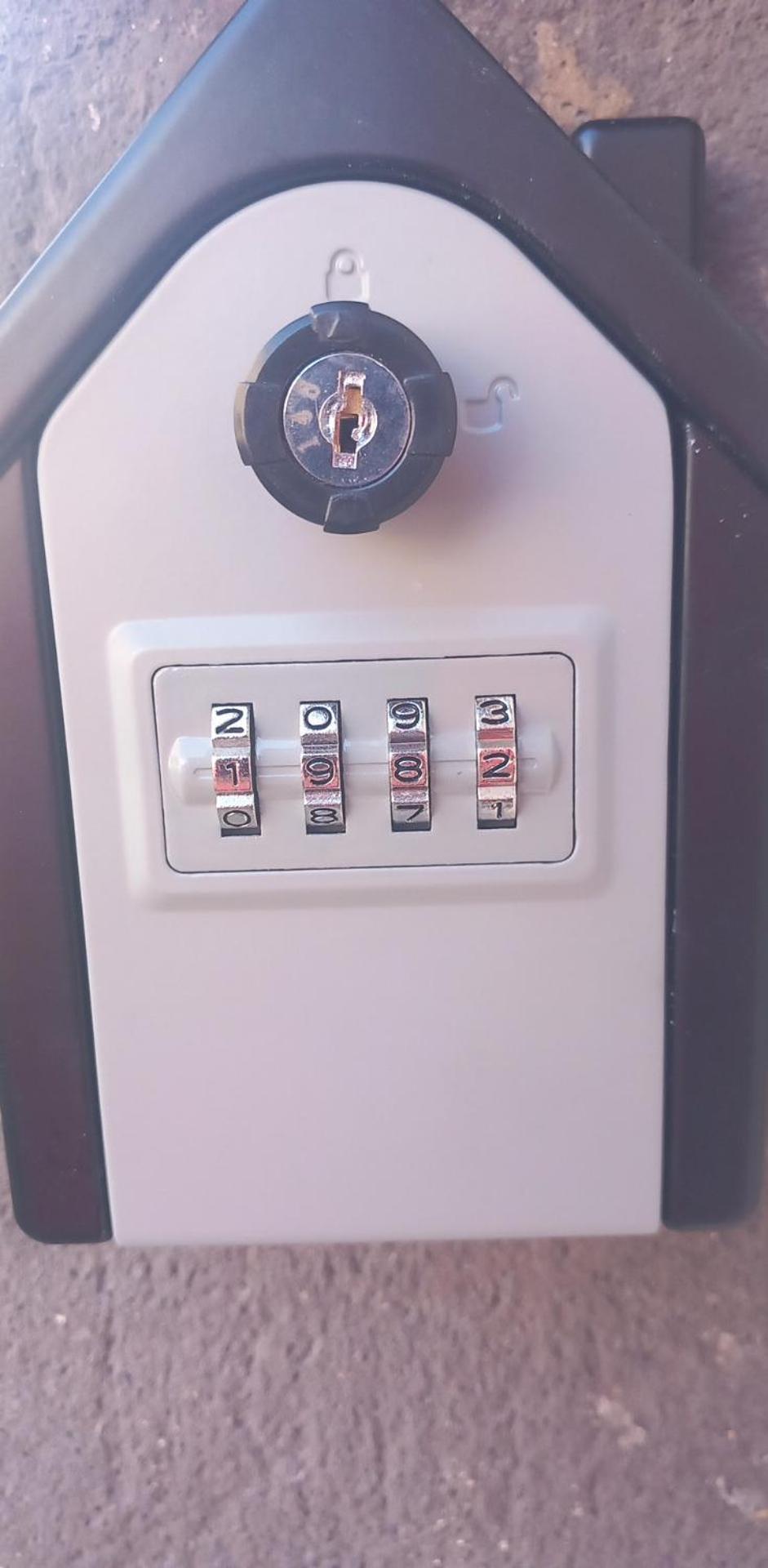 Apartmán Vintage ,La Capsule Temporelle Wifi Draps Parking Publique Gratuit Thiers Exteriér fotografie